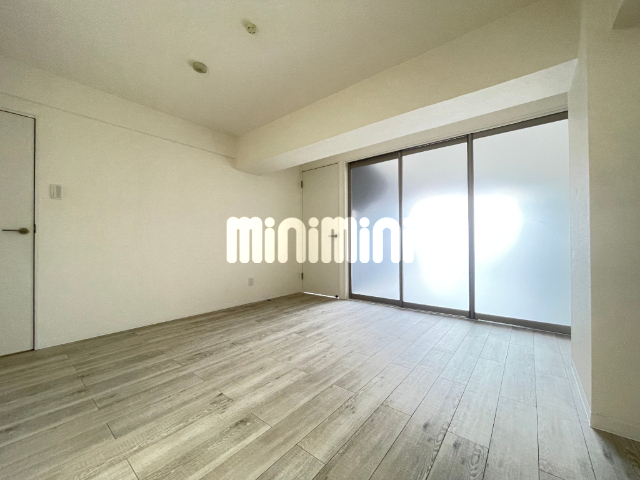 居室・リビング　別号室の写真