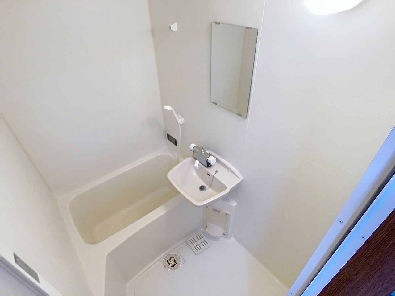 バス・シャワールーム　2026年2月撮影※現況を優先します。