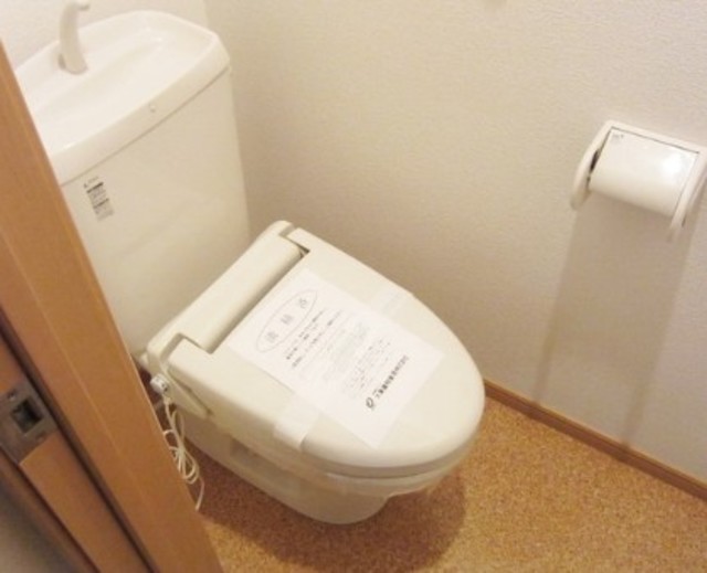 トイレ　他部屋参考。