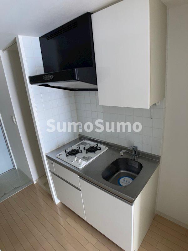 キッチン　コンパクトなキッチンで掃除もラクラク