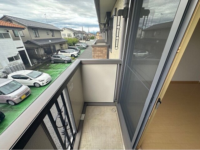 バルコニー　バルコニー