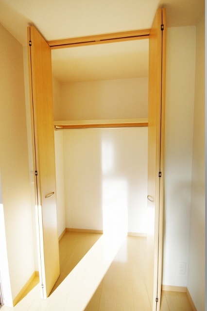 収納　クローゼット