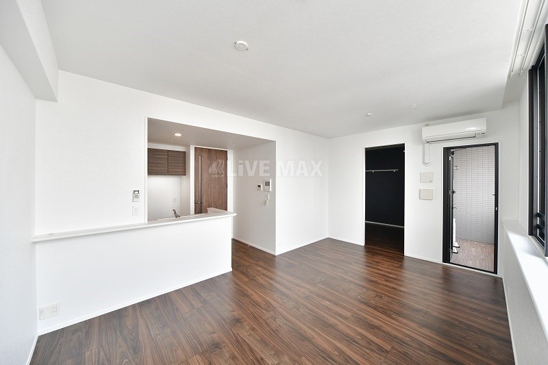 居室・リビング　別室参考写真