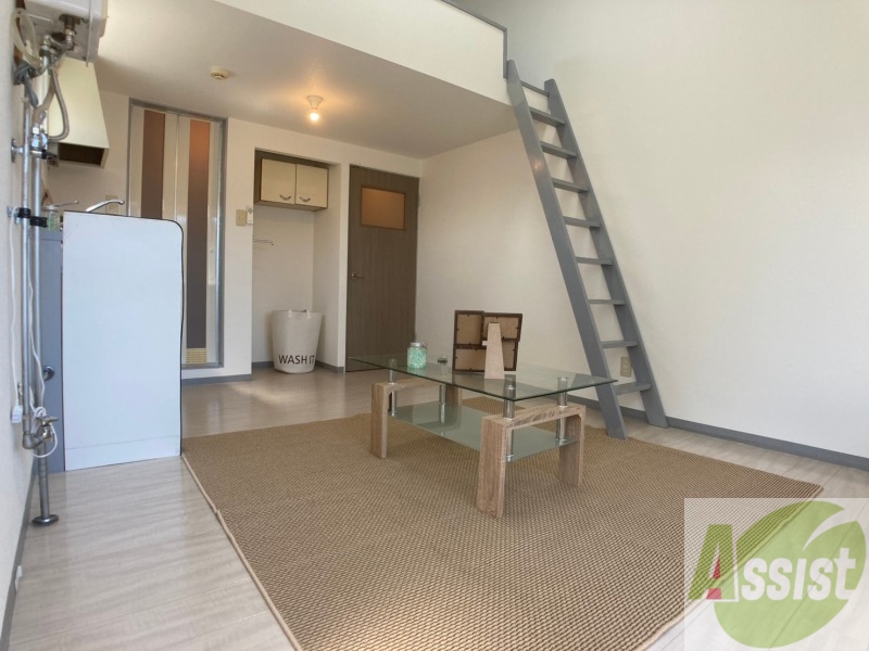 その他部屋・スペース　別角度から寝室を撮ってみました。家具の配置もしやすそう。