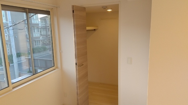 収納　ウォークインクローゼット