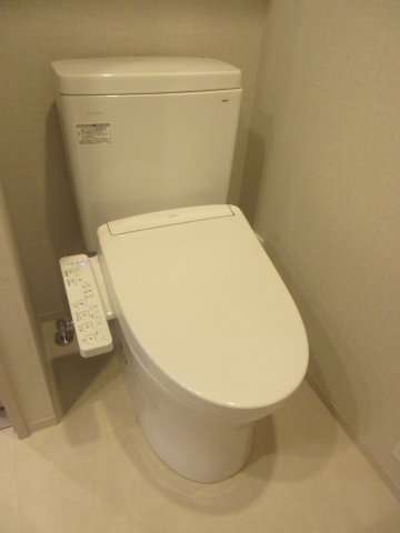 トイレ　落ち着いたトイレです