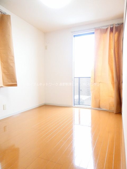 その他部屋・スペース　写真は102号室です（反転してます）