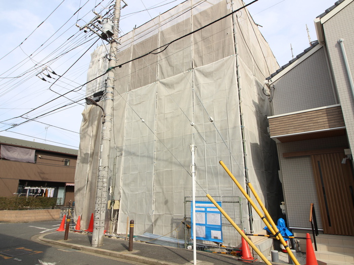 建物外観　建築中