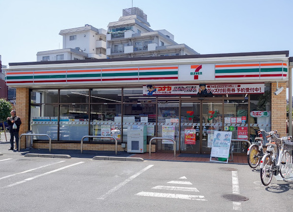 コンビニ　セブンイレブン 板橋相生町店（コンビニ）まで676m
