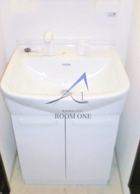 洗面設備　洗面台です。