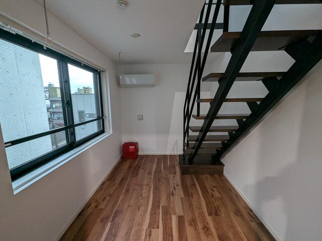 居室・リビング　現況を優先します。