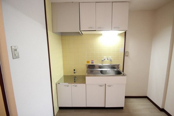 キッチン　※別部屋の写真です