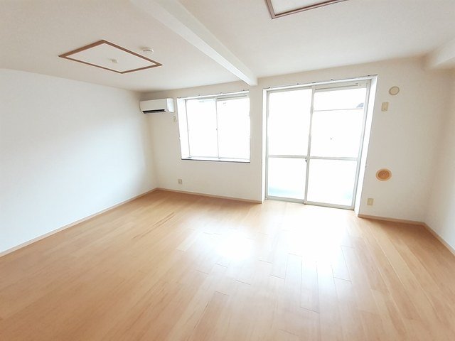 居室・リビング　ゆったりとしたリビングです