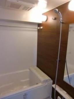 バス・シャワールーム　☆ゆっくりくつろげるお風呂☆