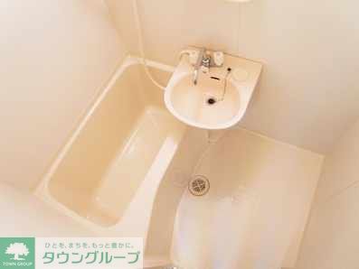 バス・シャワールーム　仕様、設備は現況と異なる場合があります。