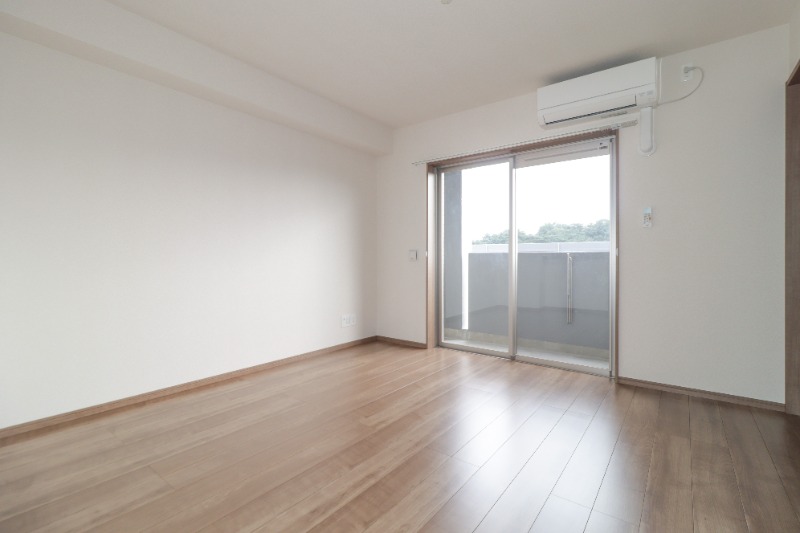 居室・リビング　図面と現状に相違がある場合には現状を優先