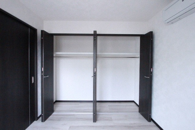 収納　壁一面の大型クローゼットです！