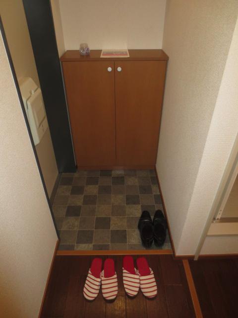 玄関　シューズボックス付玄関