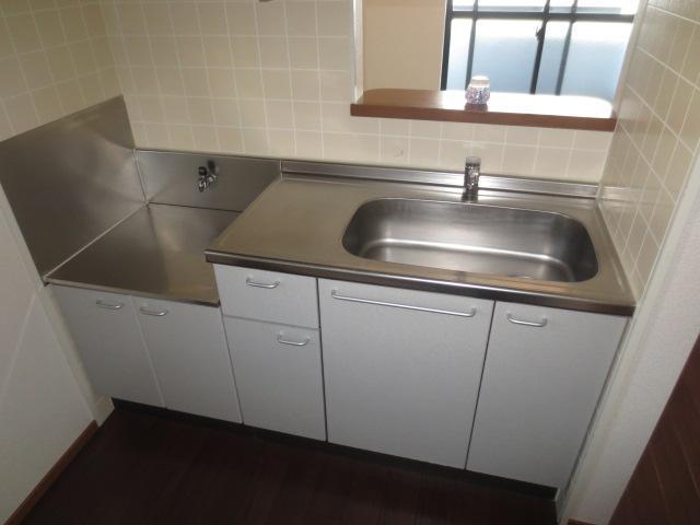 キッチン　２口ガスコンロも設置できます