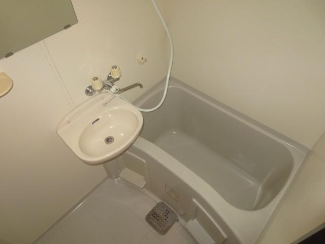 バス・シャワールーム　人気のバストイレ独立タイプ