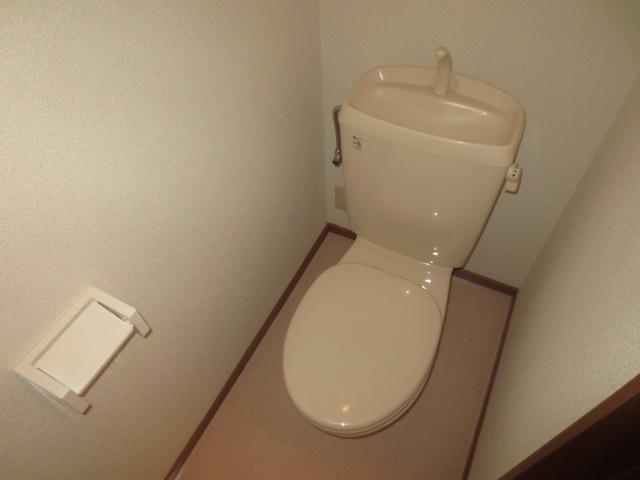 トイレ　清潔感のあるトイレ