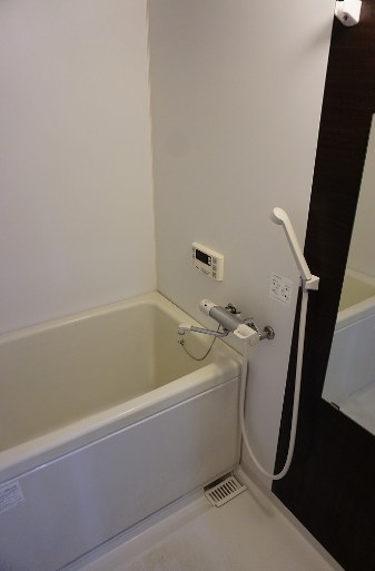 バス・シャワールーム　清潔な浴室！