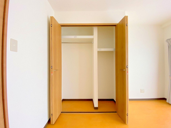 収納　※掲載写真は同マンション別部屋参考写真となります。