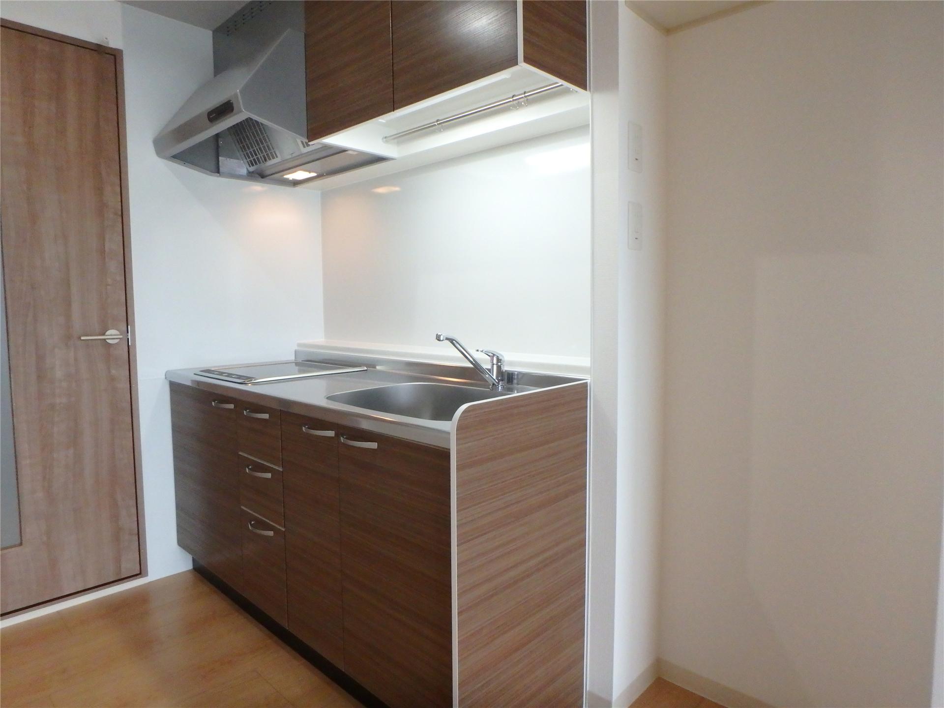 キッチン　２口ＩＨコンロ付きのシステムキッチンです