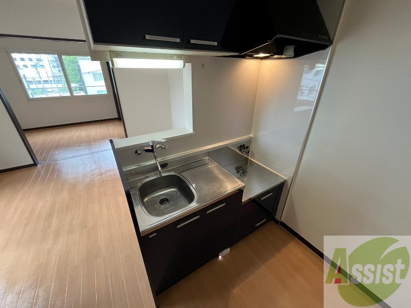 キッチン　キッチンはスペースも広々していて使いやすそうですよ！