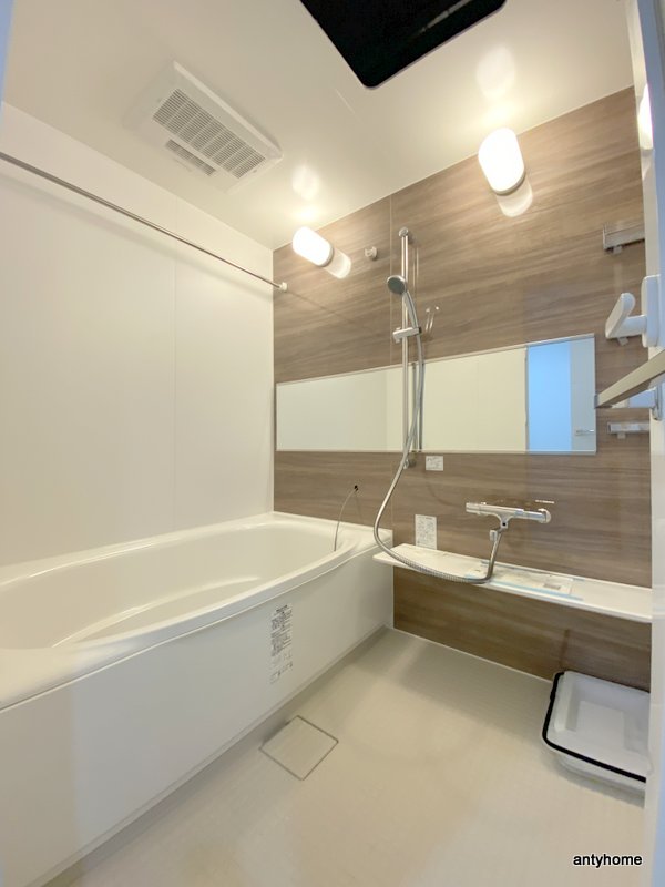 バス・シャワールーム