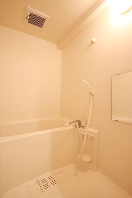 バス・シャワールーム　別室の参考写真です。※現況優先