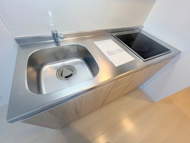 キッチン　オシャレなシステムキッチン。お料理好きには嬉しいですね。