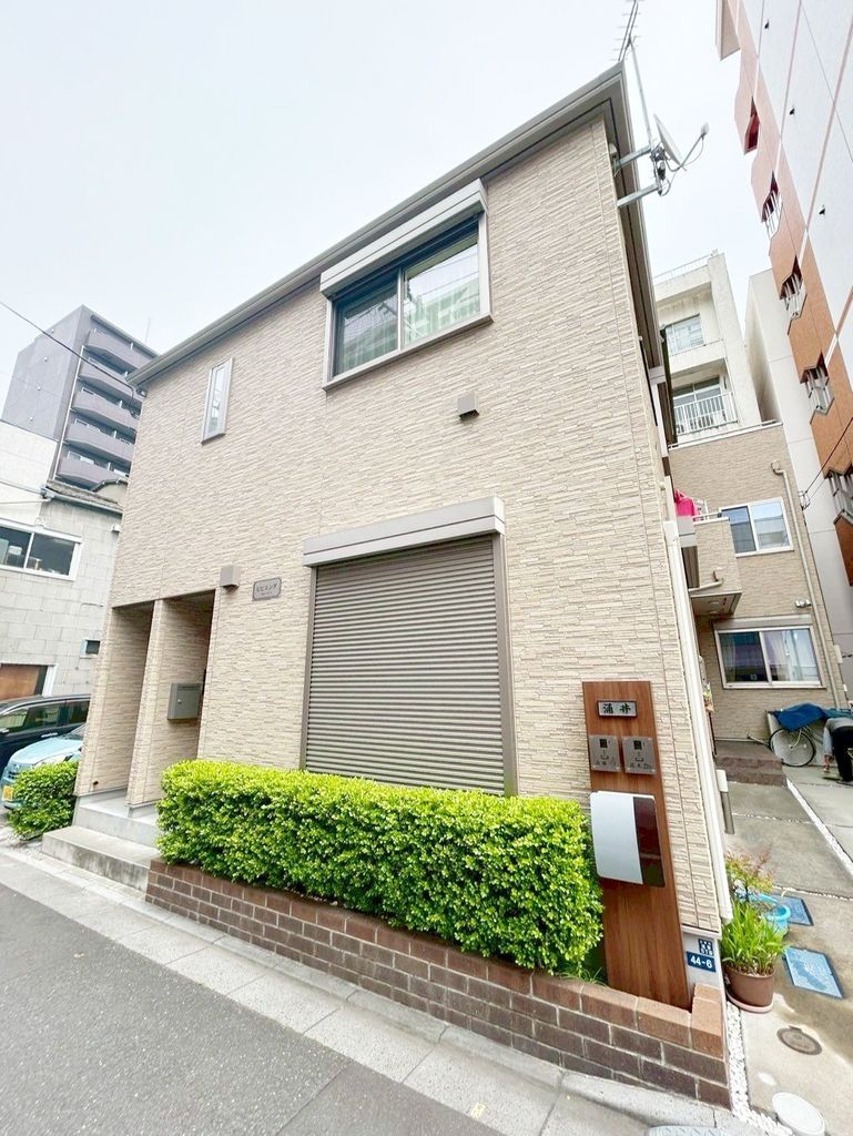 建物外観　スタイリッシュな外観