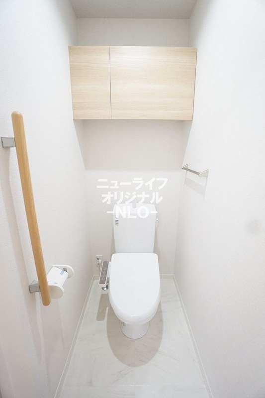 トイレ　毎日使うものだから、人に優しく清潔な温水洗浄機能付きトイレ