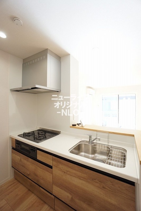 キッチン　料理を運んだり、後片付けにも便利な対面キッチン