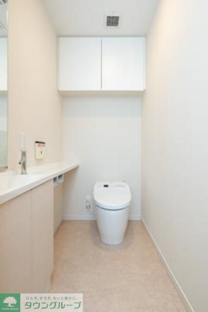 トイレ　※写真は同タイプ住戸です。