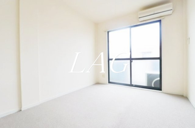 居室・リビング　洋室のお部屋です。（同仕様です。）