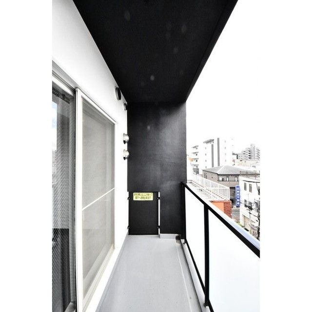 バルコニー　バルコニー