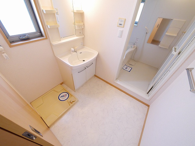 その他設備　室内洗濯機置き場があります