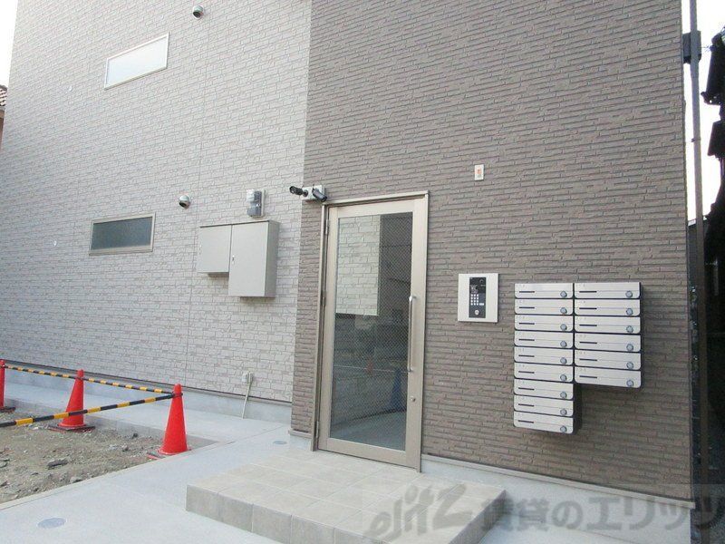 エントランス　エントランス