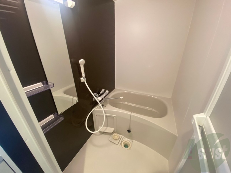 バス・シャワールーム　お風呂です。ゆっくりお風呂につかるのも体に良いですね～