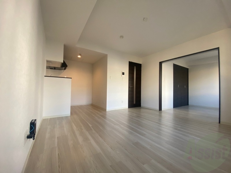 居室・リビング　広くてキレイなお部屋が広がっていて、充実した生活が送れそう。