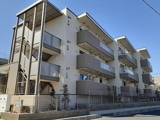 建物外観　落ち着いた雰囲気の外観です