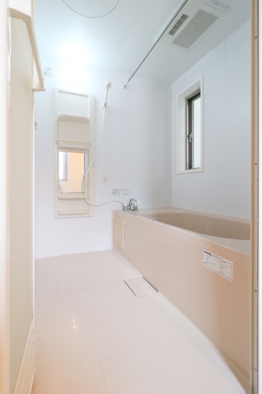 バス・シャワールーム　図面と現状に相違がある場合には現状を優先