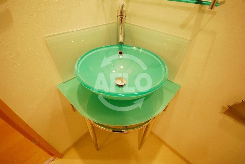 洗面設備　セレニテ日本橋EST　おしゃれな洗面台