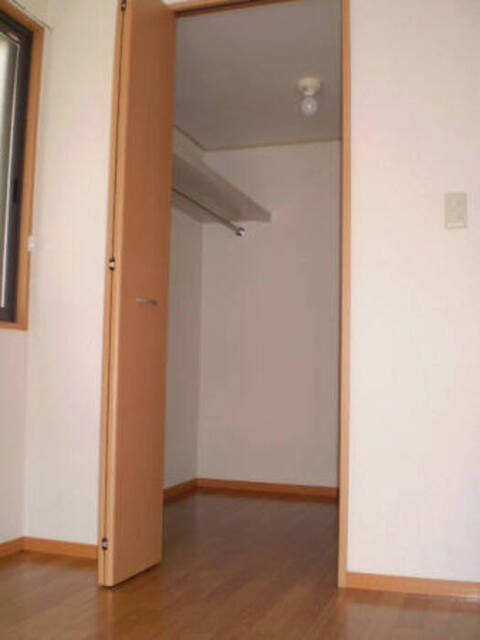 収納　ウォークインクローゼット