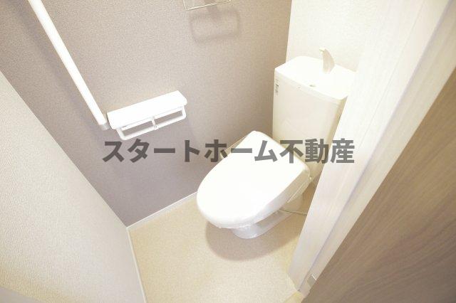 トイレ　清潔感のあるトイレです