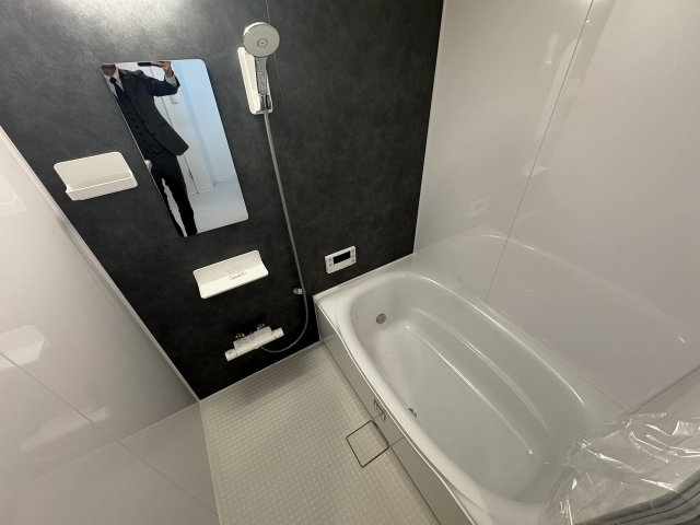 バス・シャワールーム　コンパクトで使いやすいお風呂です