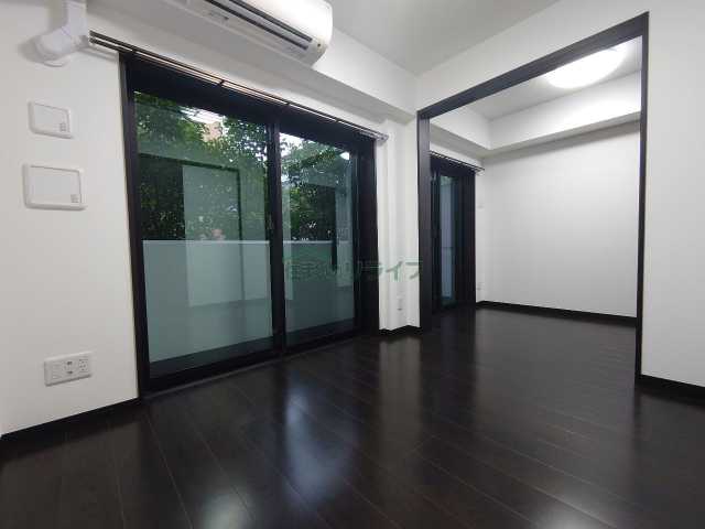 居室・リビング　別部屋の参考写真です。