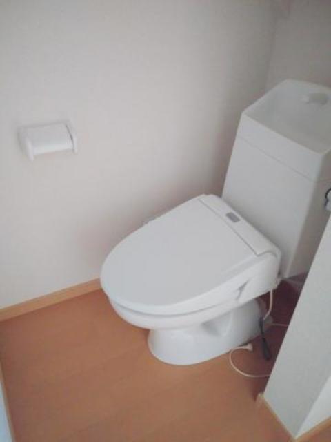 トイレ　同仕様参考写真